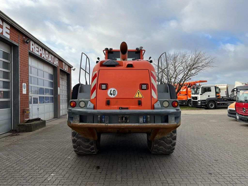 Liebherr Radlader L 566 Radlader - Kolový nakladač: obrázek 4 Liebherr Radlader L 566 Radlader - Kolový nakladač: obrázek 4