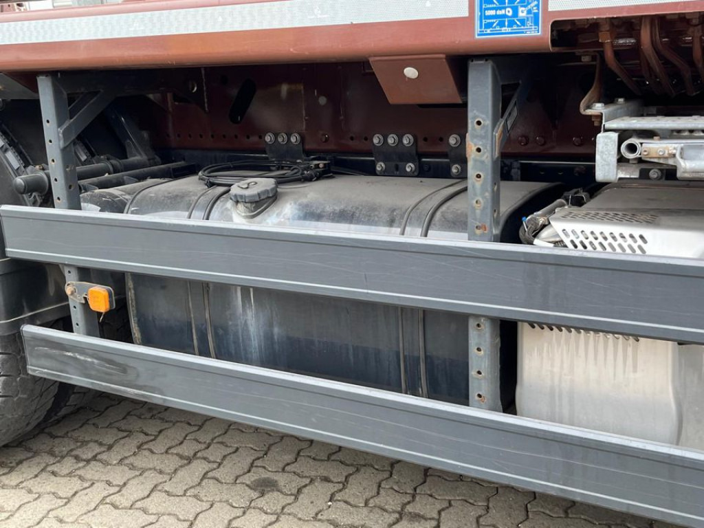 MAN TG-M 18.320 4x2 Absetzkipper Meiller, Funk - Ramenový nosič kontajnerov: obrázek 5 MAN TG-M 18.320 4x2 Absetzkipper Meiller, Funk - Ramenový nosič kontajnerov: obrázek 5