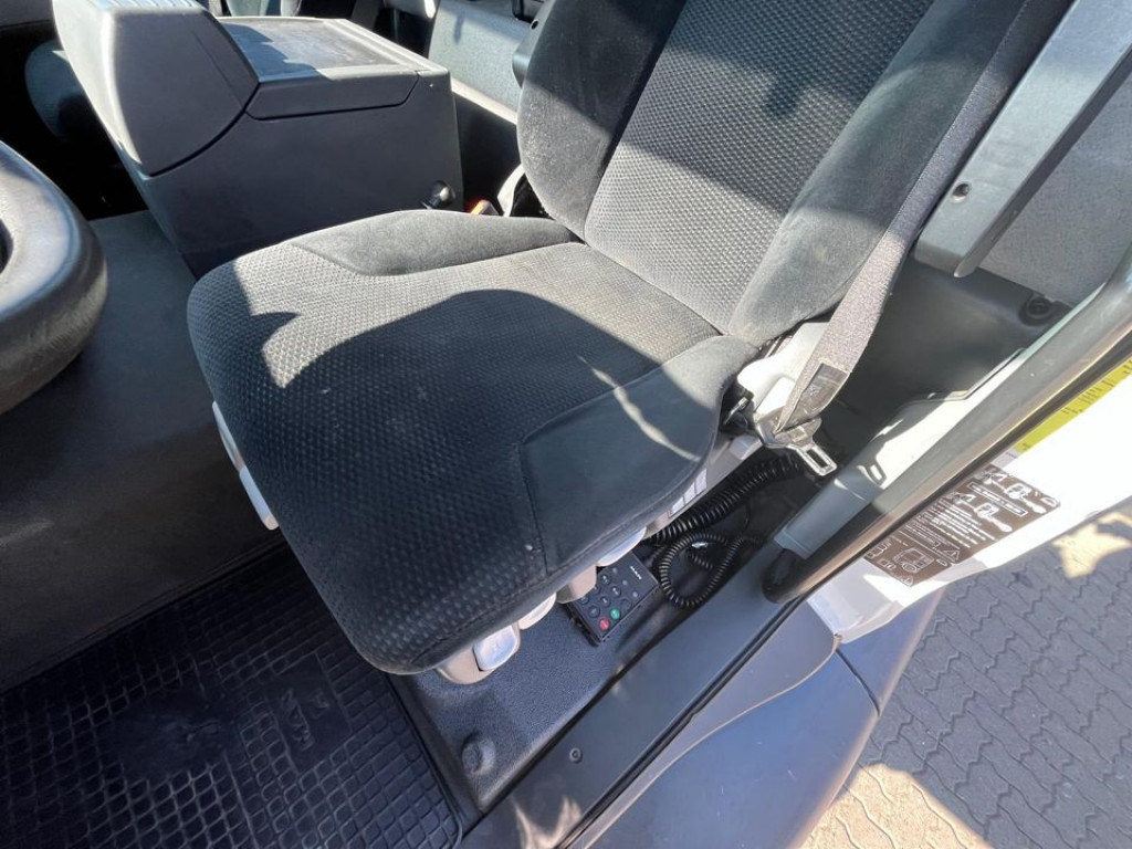 MAN TG-S 26.400 6x2-2 BL Pritsche Heckkran 5xhydr.Ausschub, Funk - Nákladní automobil valníkový/ Plošinový, Auto s hydraulickou rukou: obrázek 3 MAN TG-S 26.400 6x2-2 BL Pritsche Heckkran 5xhydr.Ausschub, Funk - Nákladní automobil valníkový/ Plošinový, Auto s hydraulickou rukou: obrázek 3