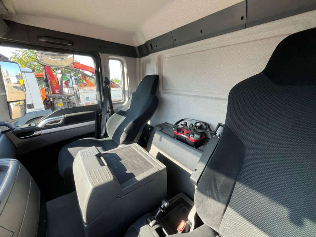 MAN TG-S 26.400 6x2-2 BL Pritsche Heckkran 5xhydr.Ausschub, Funk - Nákladní automobil valníkový/ Plošinový, Auto s hydraulickou rukou: obrázek 2 MAN TG-S 26.400 6x2-2 BL Pritsche Heckkran 5xhydr.Ausschub, Funk - Nákladní automobil valníkový/ Plošinový, Auto s hydraulickou rukou: obrázek 2