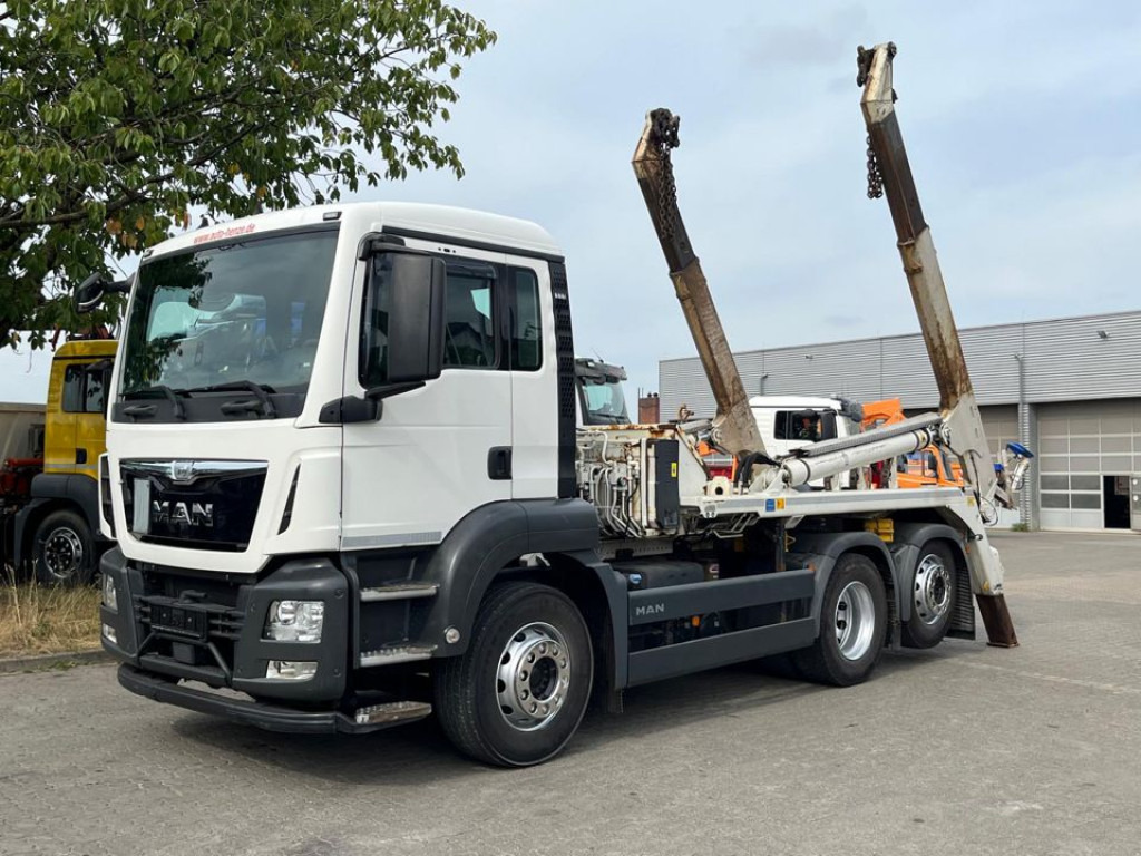 MAN TG-S 26.400 6x2 BL Absetzkipper Meiller Funk - Ramenový nosič kontajnerov: obrázek 1 MAN TG-S 26.400 6x2 BL Absetzkipper Meiller Funk - Ramenový nosič kontajnerov: obrázek 1