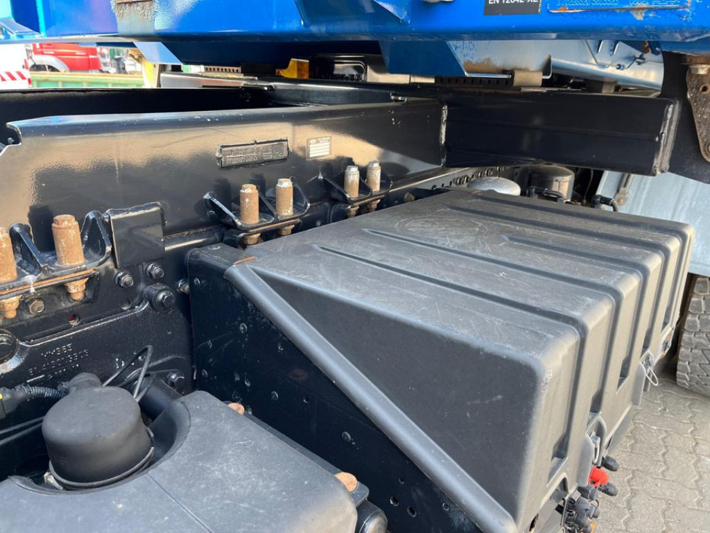 MAN TG-S 26.440 6x6 3-Achs Allradkipper Bordmatik Schalter - Sklápěč: obrázek 3 MAN TG-S 26.440 6x6 3-Achs Allradkipper Bordmatik Schalter - Sklápěč: obrázek 3