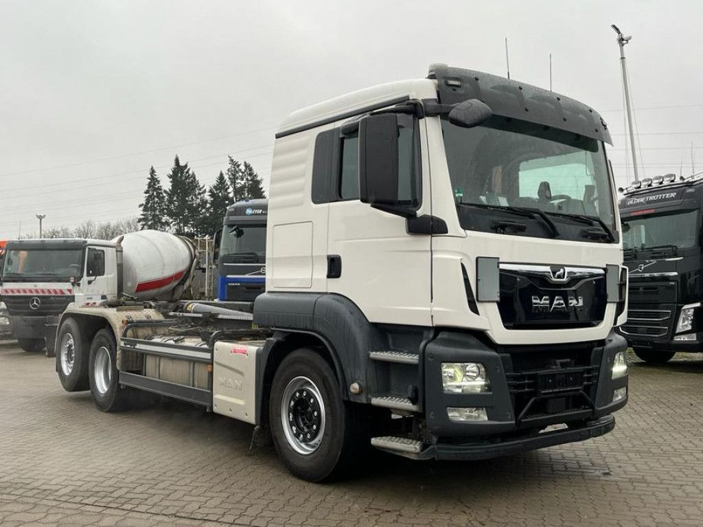 MAN TG-S 26.460 6x2-2 BL Abrollkipper Meiller, Funk - Hákový nosič kontejnerů: obrázek 2 MAN TG-S 26.460 6x2-2 BL Abrollkipper Meiller, Funk - Hákový nosič kontejnerů: obrázek 2