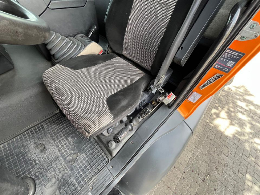 MAN TG-S 26.460 6x4 BB Abrollkipper kurzer Radstand - Hákový nosič kontejnerů: obrázek 2 MAN TG-S 26.460 6x4 BB Abrollkipper kurzer Radstand - Hákový nosič kontejnerů: obrázek 2