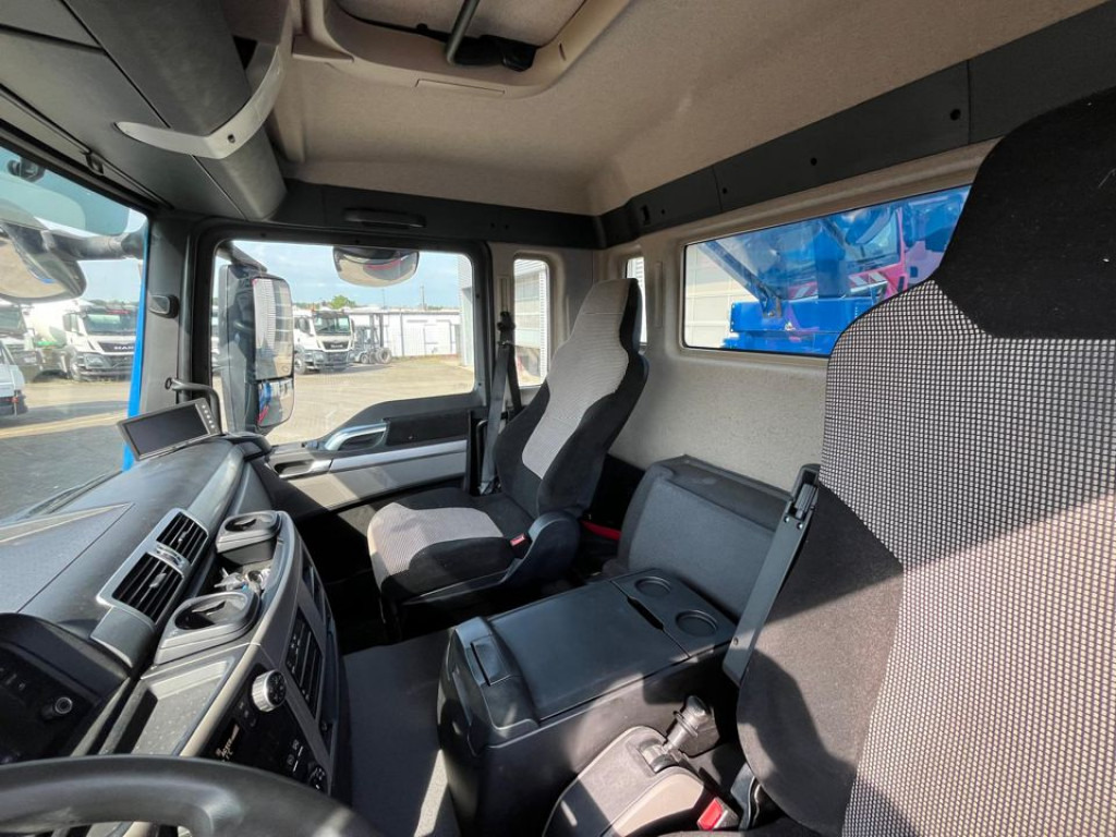 MAN TG-S 26.500 6x6 BB 3-Achs Allradkipper Bordmatik - Sklápěč: obrázek 4 MAN TG-S 26.500 6x6 BB 3-Achs Allradkipper Bordmatik - Sklápěč: obrázek 4