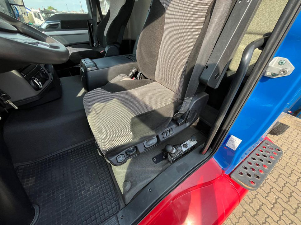 MAN TG-S 26.500 6x6 BB 3-Achs Allradkipper Bordmatik - Sklápěč: obrázek 5 MAN TG-S 26.500 6x6 BB 3-Achs Allradkipper Bordmatik - Sklápěč: obrázek 5