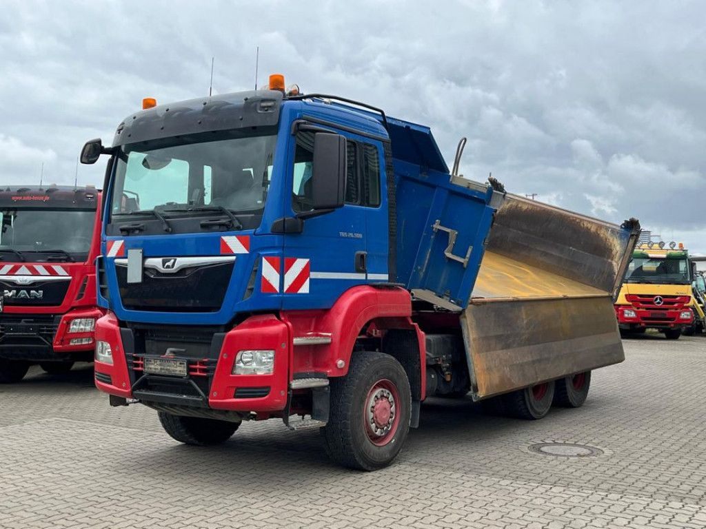 MAN TG-S 26.500 6x6 BB 3-Achs Allradkipper Bordmatik - Sklápěč: obrázek 1 MAN TG-S 26.500 6x6 BB 3-Achs Allradkipper Bordmatik - Sklápěč: obrázek 1