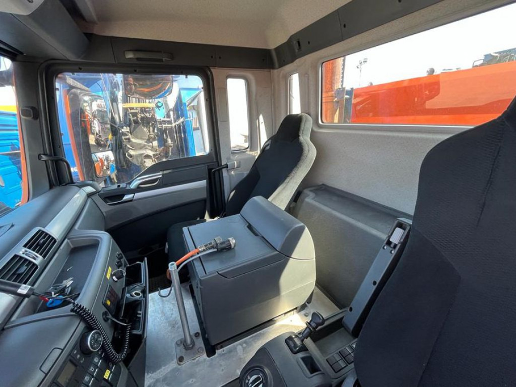 Sklápěč MAN TG-S 33.440 AK 6x6 3-Achs Allradkipper: obrázek 9