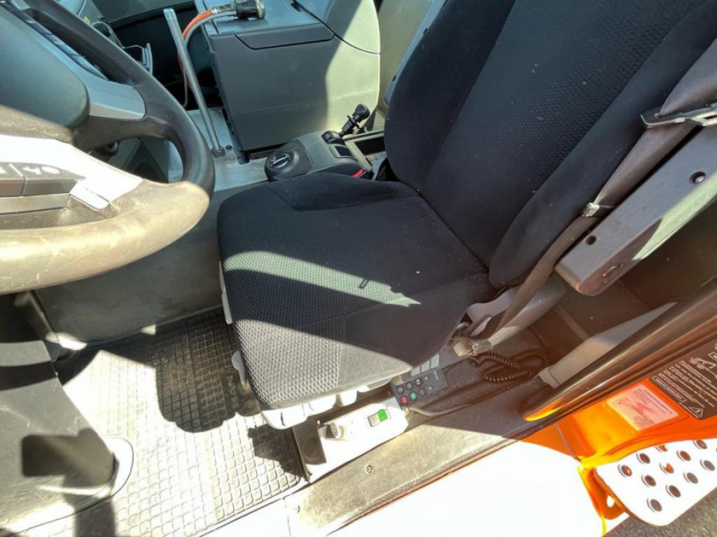 Sklápěč MAN TG-S 33.440 AK 6x6 3-Achs Allradkipper: obrázek 10