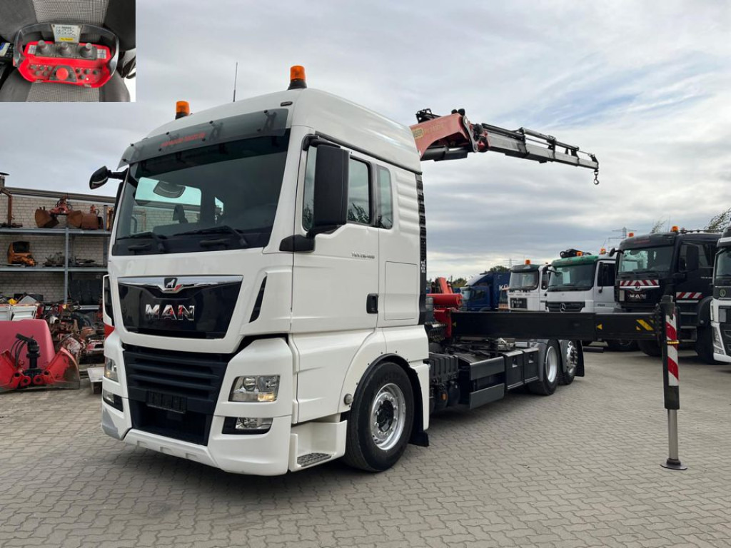 MAN TG-X 26.460 6x2-2 BL Pritsche Kran PK 24.001 Funk Lenk - Nákladní automobil valníkový/ Plošinový, Auto s hydraulickou rukou: obrázek 1 MAN TG-X 26.460 6x2-2 BL Pritsche Kran PK 24.001 Funk Lenk - Nákladní automobil valníkový/ Plošinový, Auto s hydraulickou rukou: obrázek 1