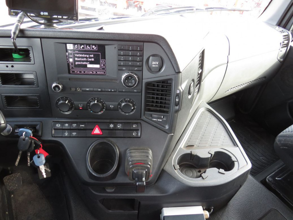 MERCEDES-BENZ Actros 1840 K 4x2 Absetzkipper Euro 6 - Ramenový nosič kontajnerov: obrázek 3 MERCEDES-BENZ Actros 1840 K 4x2 Absetzkipper Euro 6 - Ramenový nosič kontajnerov: obrázek 3