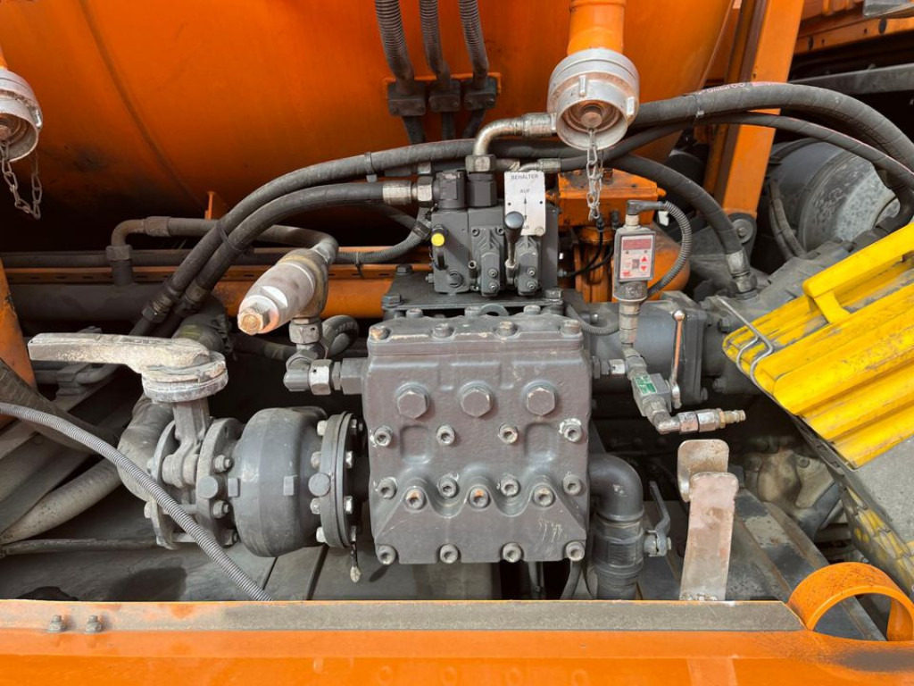 MERCEDES-BENZ Actros 2546 L 6x2  Saug + Spülwagen super Zustand ADR - Čistič odpadových jam: obrázek 5 MERCEDES-BENZ Actros 2546 L 6x2  Saug + Spülwagen super Zustand ADR - Čistič odpadových jam: obrázek 5