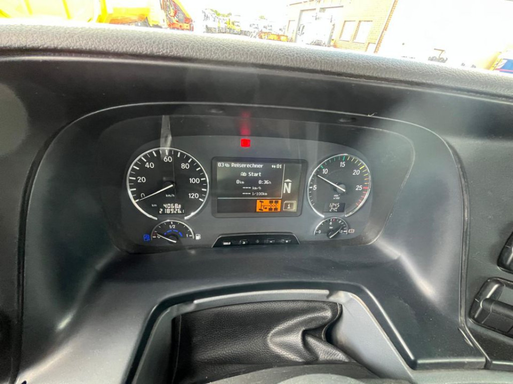 Autočerpadlo MERCEDES-BENZ Actros 2641 6x4 Betonpumpe Schwing S 36 X nur 2786h: obrázek 12 Autočerpadlo MERCEDES-BENZ Actros 2641 6x4 Betonpumpe Schwing S 36 X nur 2786h: obrázek 12