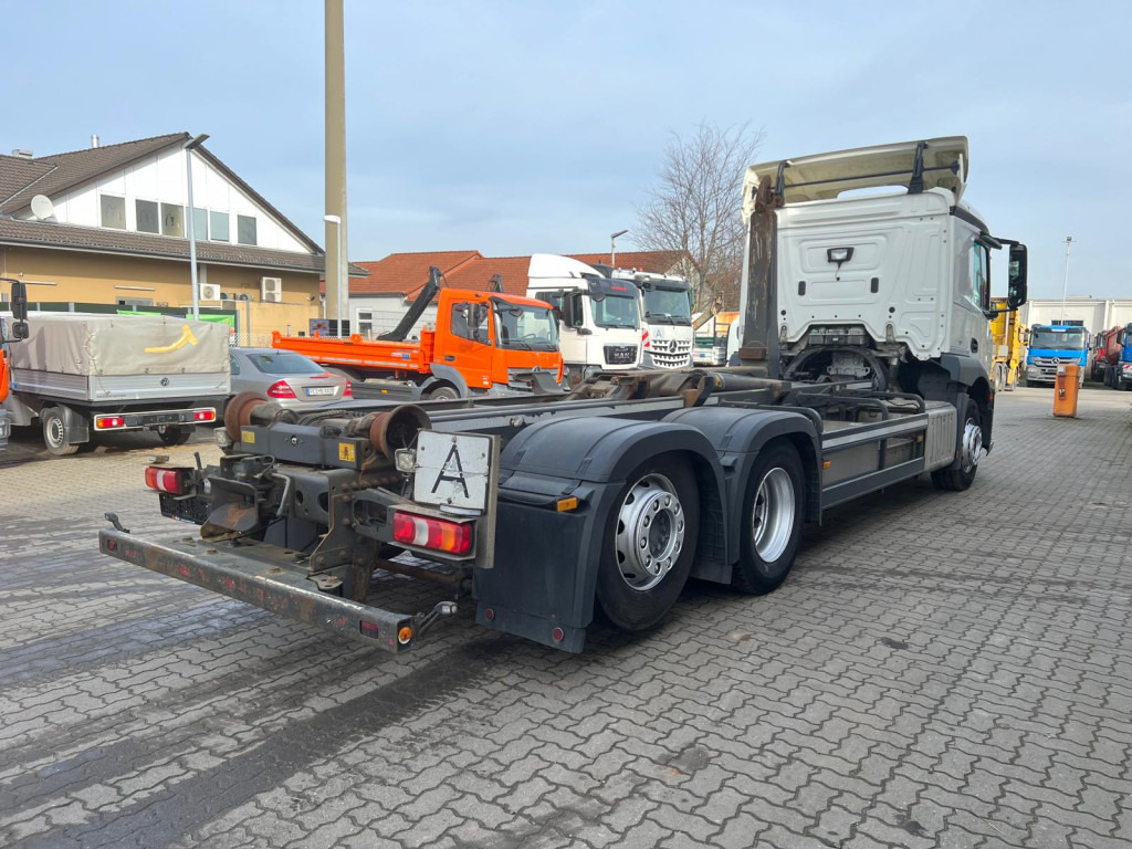 MERCEDES-BENZ Actros neu 2543 L 6x2 Abrollkipper Meiller Funk - Hákový nosič kontejnerů: obrázek 4 MERCEDES-BENZ Actros neu 2543 L 6x2 Abrollkipper Meiller Funk - Hákový nosič kontejnerů: obrázek 4