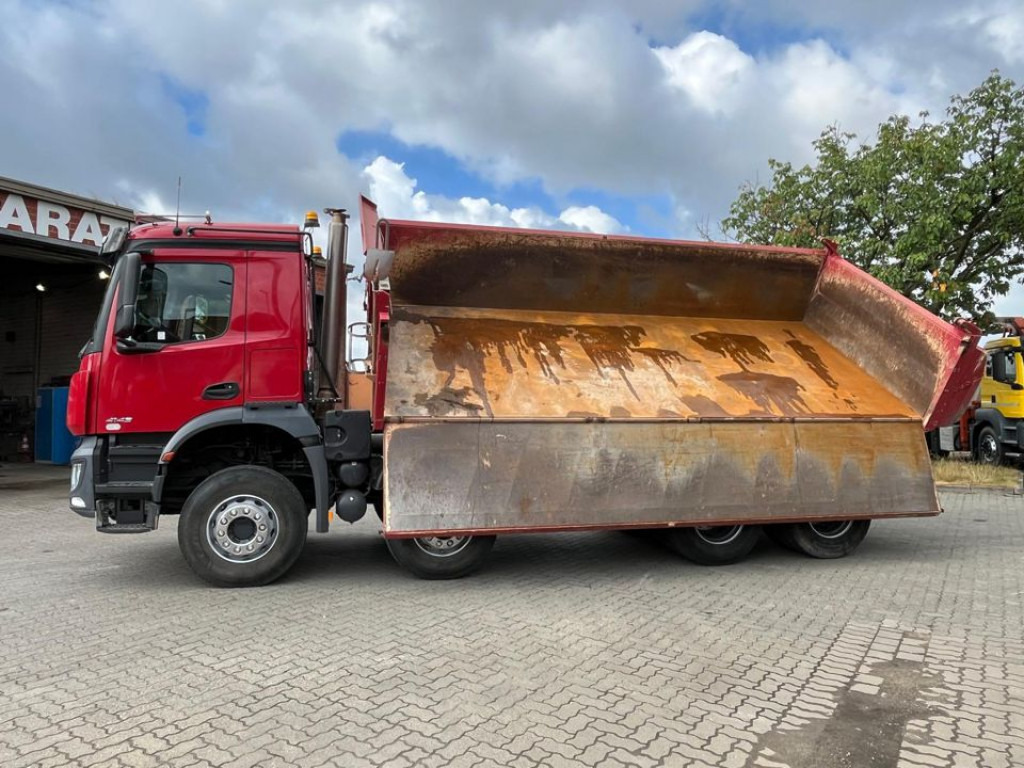 MERCEDES-BENZ Arocs 4143 8x4 4-Achs Kipper Meiller Bordmatik - Sklápěč: obrázek 5 MERCEDES-BENZ Arocs 4143 8x4 4-Achs Kipper Meiller Bordmatik - Sklápěč: obrázek 5