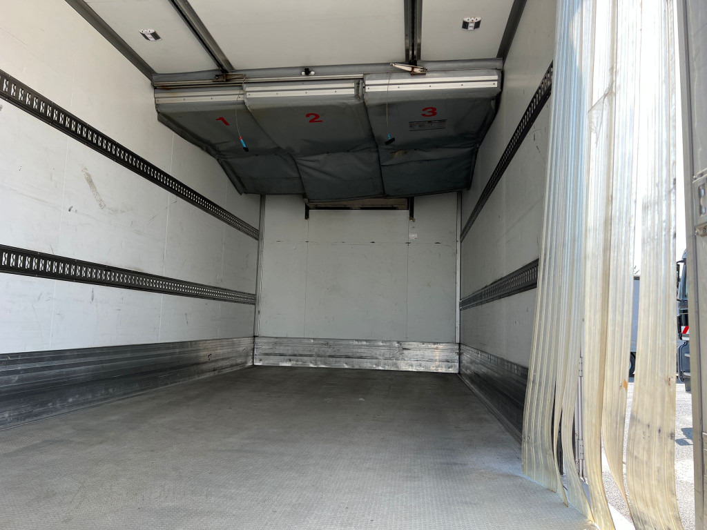 MERCEDES-BENZ Atego 1224 L  Kühlkoffer LBW Tiefkühler 6,2m LBW - Chladírenský nákladní automobil: obrázek 4 MERCEDES-BENZ Atego 1224 L  Kühlkoffer LBW Tiefkühler 6,2m LBW - Chladírenský nákladní automobil: obrázek 4