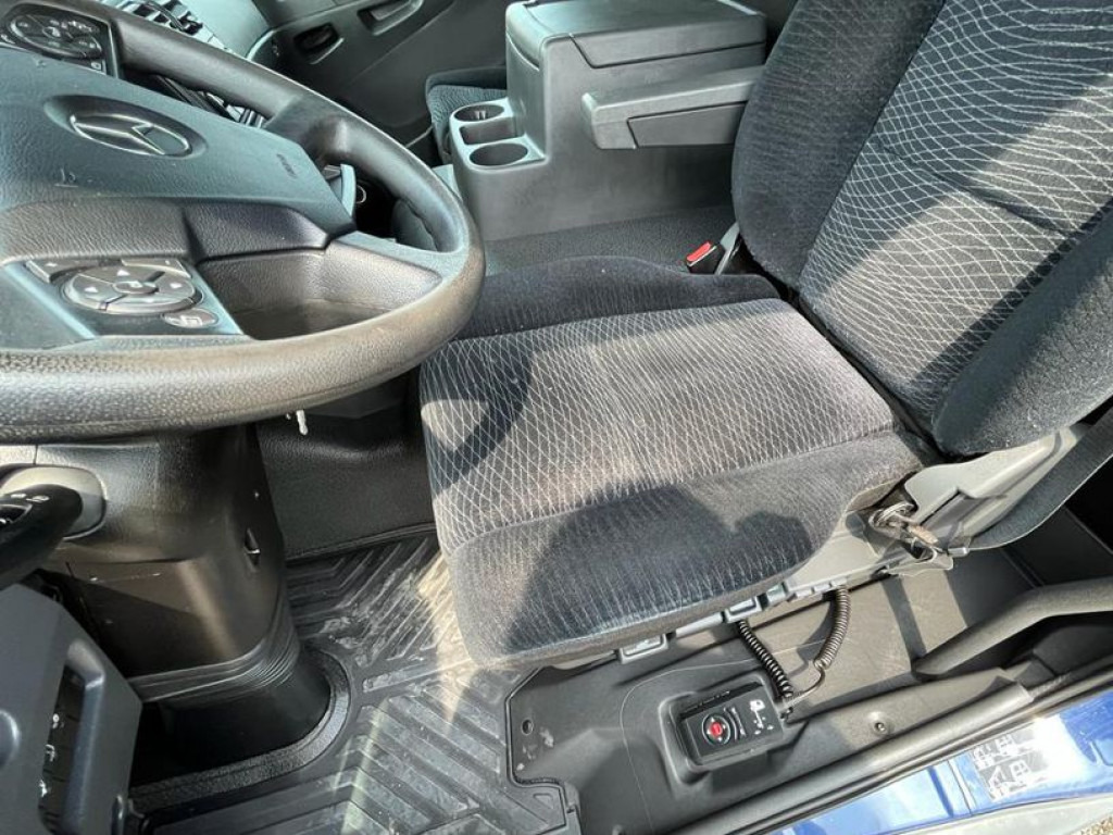 MERCEDES-BENZ Atego 1224 L Pritsche LBW LBW 1.5to - Plachtový nákladní auto: obrázek 2 MERCEDES-BENZ Atego 1224 L Pritsche LBW LBW 1.5to - Plachtový nákladní auto: obrázek 2