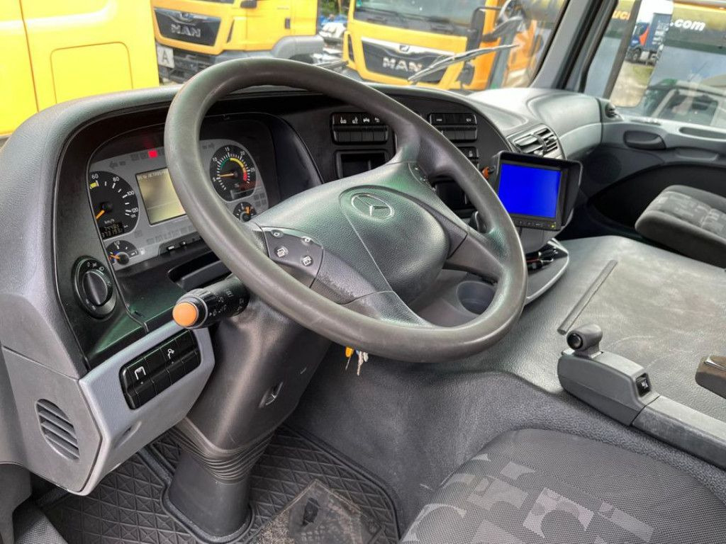 Mercedes-Benz Actros 2541 L6x2 Abrollkipper mit Kran Funk+Grei - Auto s hydraulickou rukou: obrázek 5 Mercedes-Benz Actros 2541 L6x2 Abrollkipper mit Kran Funk+Grei - Auto s hydraulickou rukou: obrázek 5