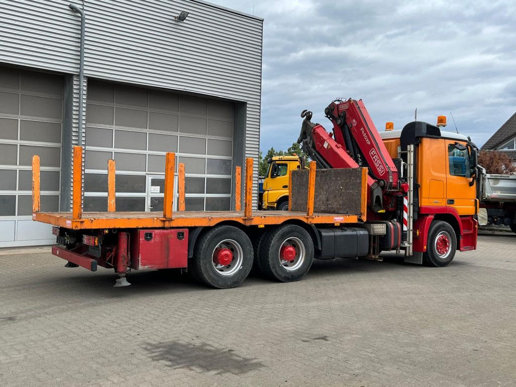 Mercedes-Benz Actros 2646 L 6x4 Pritsche Kran Fassi 450 45m/t Mercedes-Benz Actros 2646 L 6x4 Pritsche Kran Fassi 450 45m/t - Auto s hydraulickou rukou, Nákladní automobil valníkový/ Plošinový: obrázek 5 Mercedes-Benz Actros 2646 L 6x4 Pritsche Kran Fassi 450 45m/t Mercedes-Benz Actros 2646 L 6x4 Pritsche Kran Fassi 450 45m/t - Auto s hydraulickou rukou, Nákladní automobil valníkový/ Plošinový: obrázek 5