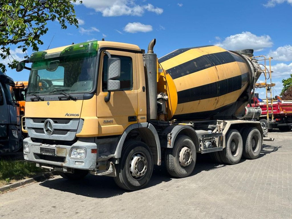 Mercedes-Benz Actros 3241 B 8x4 Betonmischer Liebherr, Deutsc - Hákový nosič kontejnerů: obrázek 1 Mercedes-Benz Actros 3241 B 8x4 Betonmischer Liebherr, Deutsc - Hákový nosič kontejnerů: obrázek 1