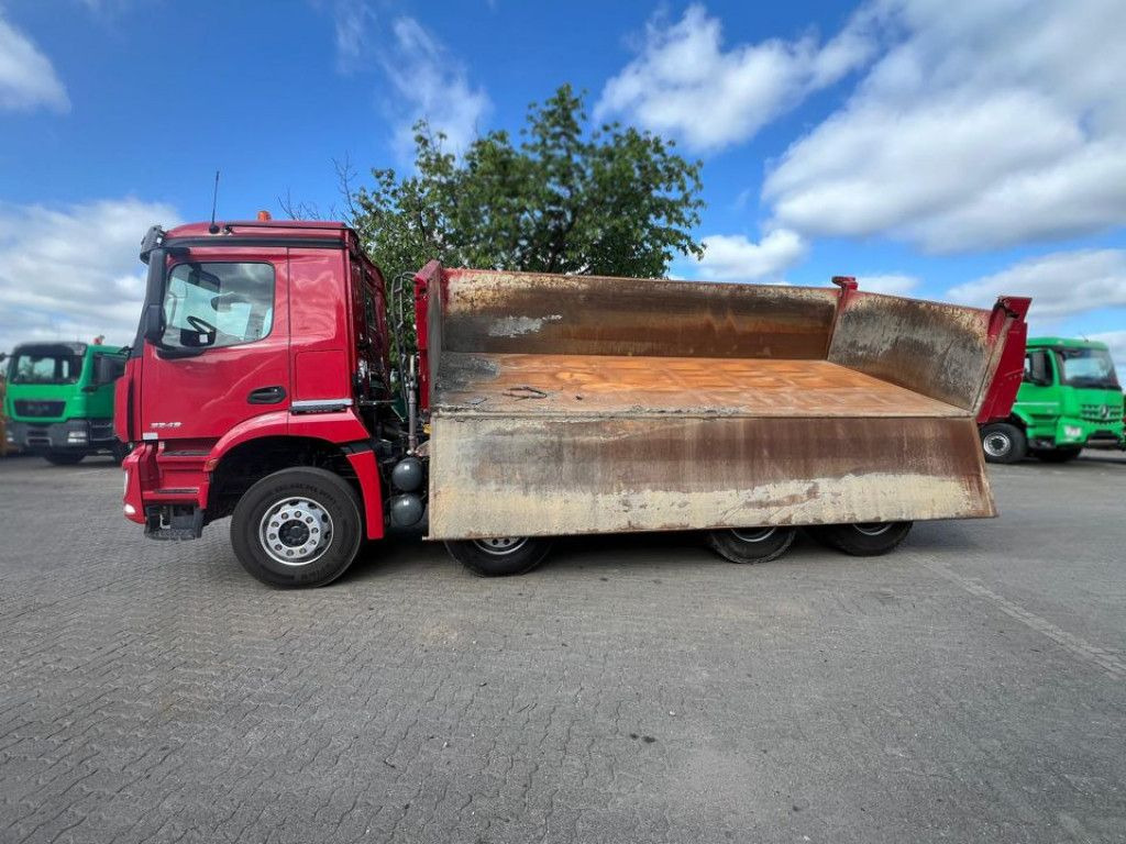 Mercedes-Benz Arocs 3243 8x4 4-Achs Kipper Bordmatik - Sklápěč: obrázek 5 Mercedes-Benz Arocs 3243 8x4 4-Achs Kipper Bordmatik - Sklápěč: obrázek 5