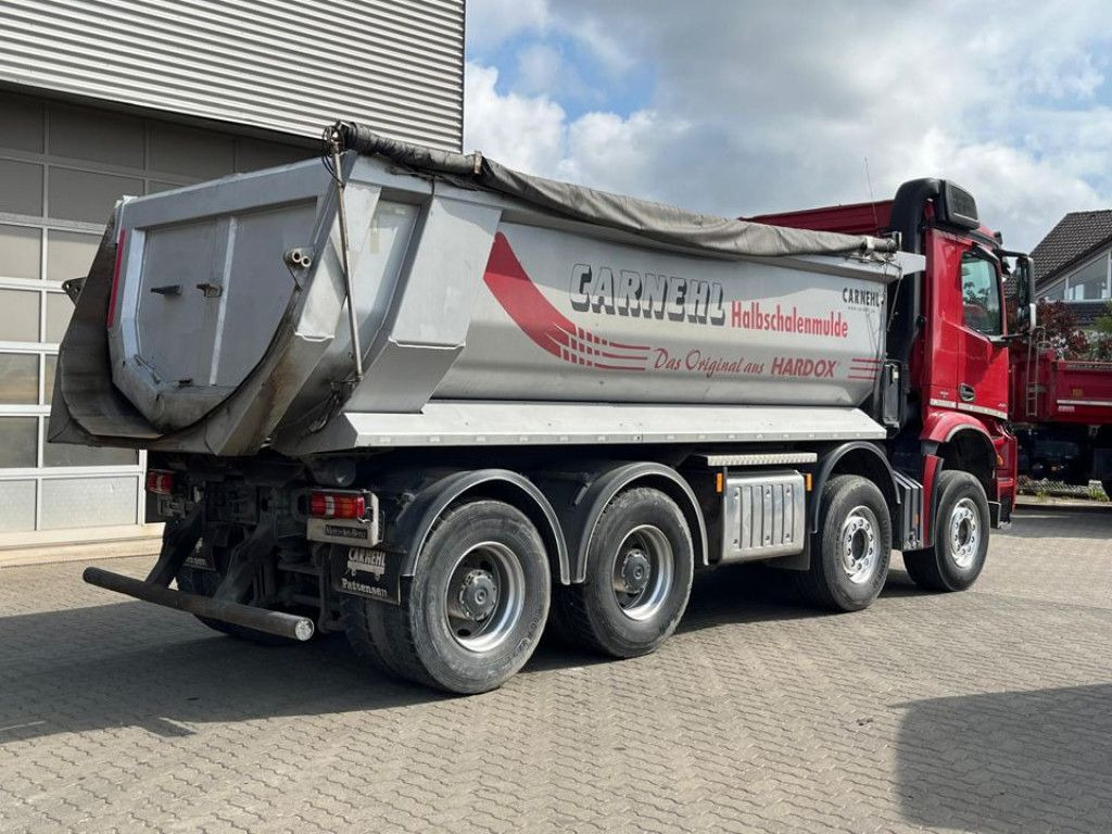 Mercedes-Benz Arocs 4145 8x4 4 Achs Muldenkipper Carnehl Halfp - Ramenový nosič kontajnerov: obrázek 3 Mercedes-Benz Arocs 4145 8x4 4 Achs Muldenkipper Carnehl Halfp - Ramenový nosič kontajnerov: obrázek 3