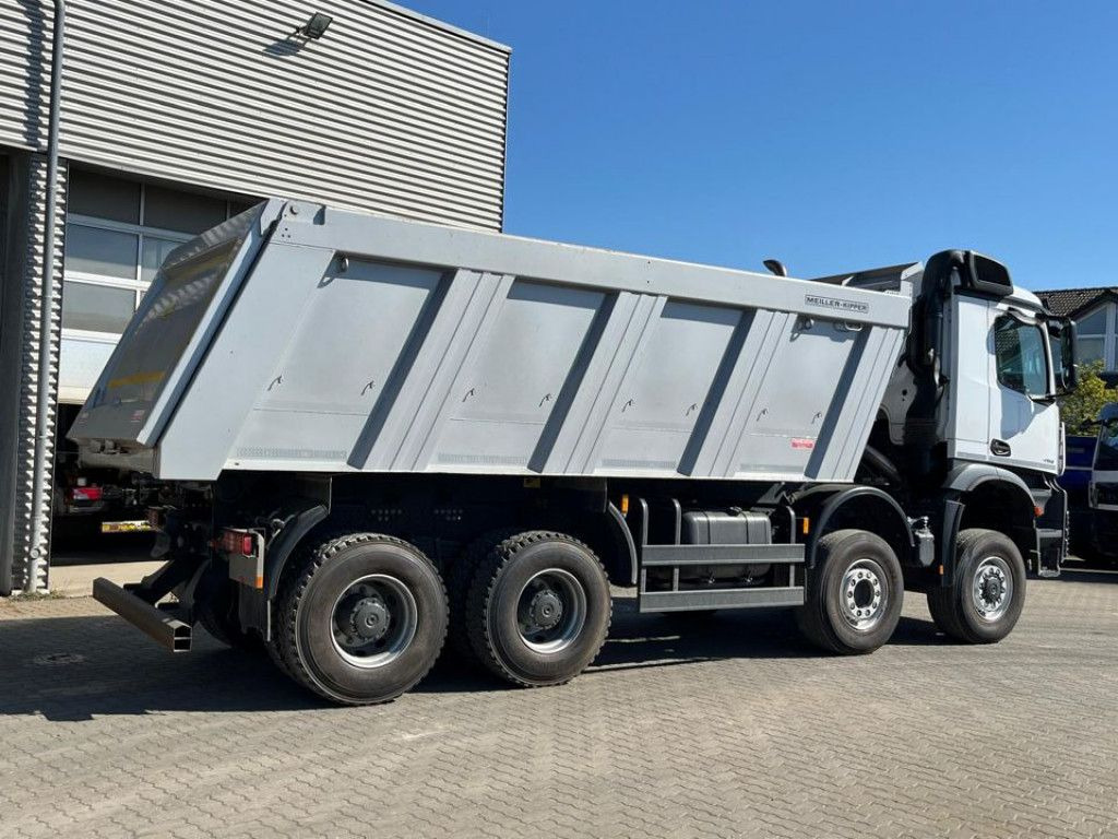 Mercedes-Benz Arocs 4153 8x6 4 Achs Muldenkipper Meiller - Sklápěč: obrázek 3 Mercedes-Benz Arocs 4153 8x6 4 Achs Muldenkipper Meiller - Sklápěč: obrázek 3