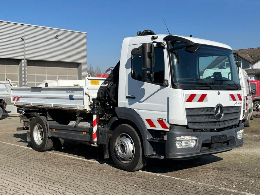 Mercedes-Benz Atego 1224 K 2-Achs Kipper Kran Hiab +Greiferst. - Sklápěč, Auto s hydraulickou rukou: obrázek 2 Mercedes-Benz Atego 1224 K 2-Achs Kipper Kran Hiab +Greiferst. - Sklápěč, Auto s hydraulickou rukou: obrázek 2