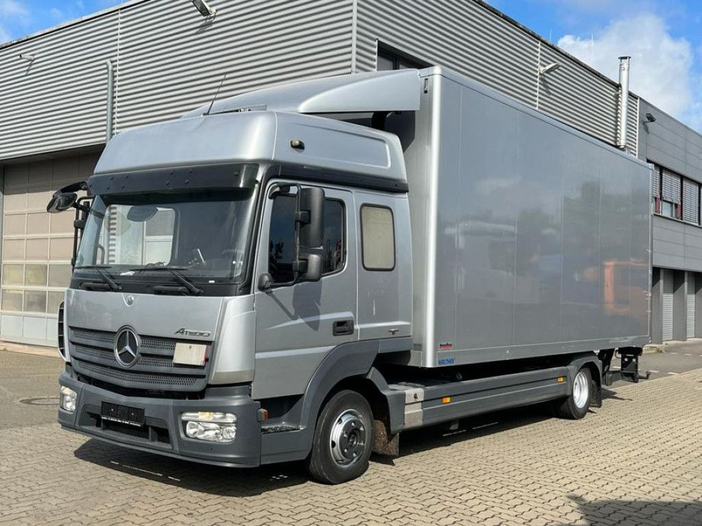 Mercedes-Benz Atego 818 L Möbelkoffer LBW Möbelkoffer gr.Fhs+S - Skříňový nákladní auto: obrázek 1 Mercedes-Benz Atego 818 L Möbelkoffer LBW Möbelkoffer gr.Fhs+S - Skříňový nákladní auto: obrázek 1