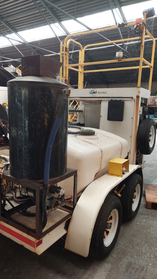 JBT GS320 Towable De-icer - Odmrazovací vůz: obrázek 5 JBT GS320 Towable De-icer - Odmrazovací vůz: obrázek 5