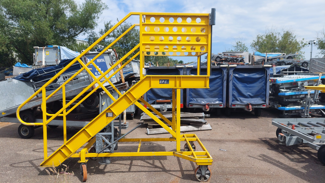 Maintenance Stairs SPS OT-7 - Schodiště pro cestující: obrázek 1 Maintenance Stairs SPS OT-7 - Schodiště pro cestující: obrázek 1