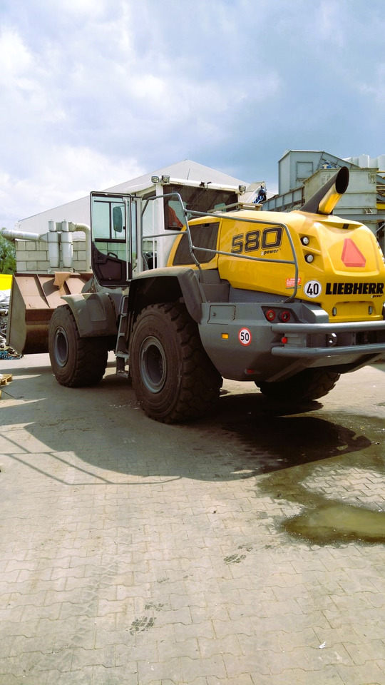 LIEBHERR L580 X POWER - Kolový nakladač: obrázek 2 LIEBHERR L580 X POWER - Kolový nakladač: obrázek 2