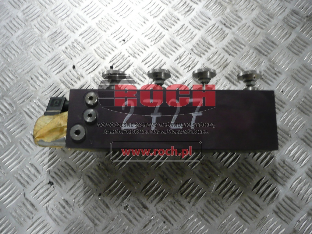 LT-3W64.0K PA-1906615 - 4 SEKCYJNY - Hydraulický ventil: obrázek 2 LT-3W64.0K PA-1906615 - 4 SEKCYJNY - Hydraulický ventil: obrázek 2
