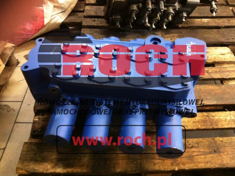 TEREX M0-2702-00/4M0-40BFSSM01K50 1553752 07W24 604906 60706 - 4 SEKCYJNY - Hydraulický ventil pro Pásové rýpadlo: obrázek 1 TEREX M0-2702-00/4M0-40BFSSM01K50 1553752 07W24 604906 60706 - 4 SEKCYJNY - Hydraulický ventil pro Pásové rýpadlo: obrázek 1
