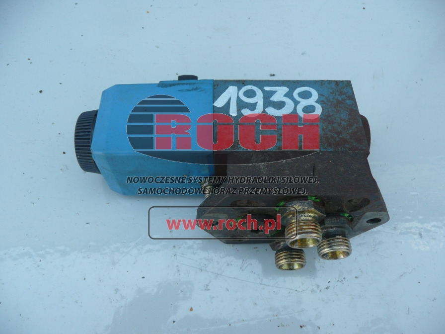 VICKERS DG4V-3-2A-MKUP4D3H760EN94 - 1 SEKCYJNY + H02-313765 D3 24VDC 30W - Hydraulický ventil: obrázek 1 VICKERS DG4V-3-2A-MKUP4D3H760EN94 - 1 SEKCYJNY + H02-313765 D3 24VDC 30W - Hydraulický ventil: obrázek 1