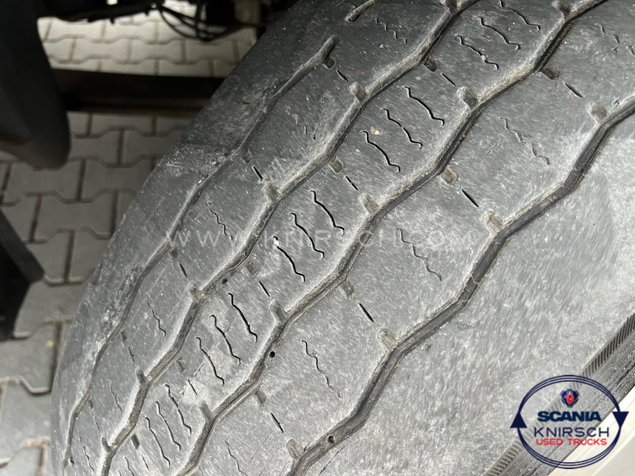 SCANIA P 270 DB4x2MNA - Skříňový nákladní auto: obrázek 4 SCANIA P 270 DB4x2MNA - Skříňový nákladní auto: obrázek 4