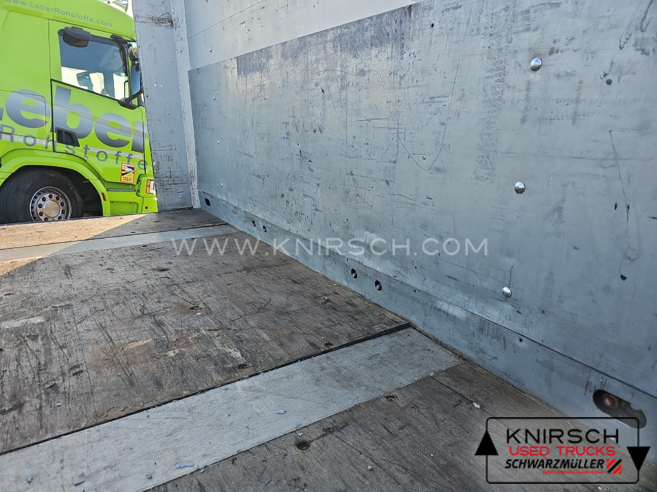 SCHWARZMUELLER J-3A-80 Plateausattel - Přívěs plato/ Valník: obrázek 3 SCHWARZMUELLER J-3A-80 Plateausattel - Přívěs plato/ Valník: obrázek 3