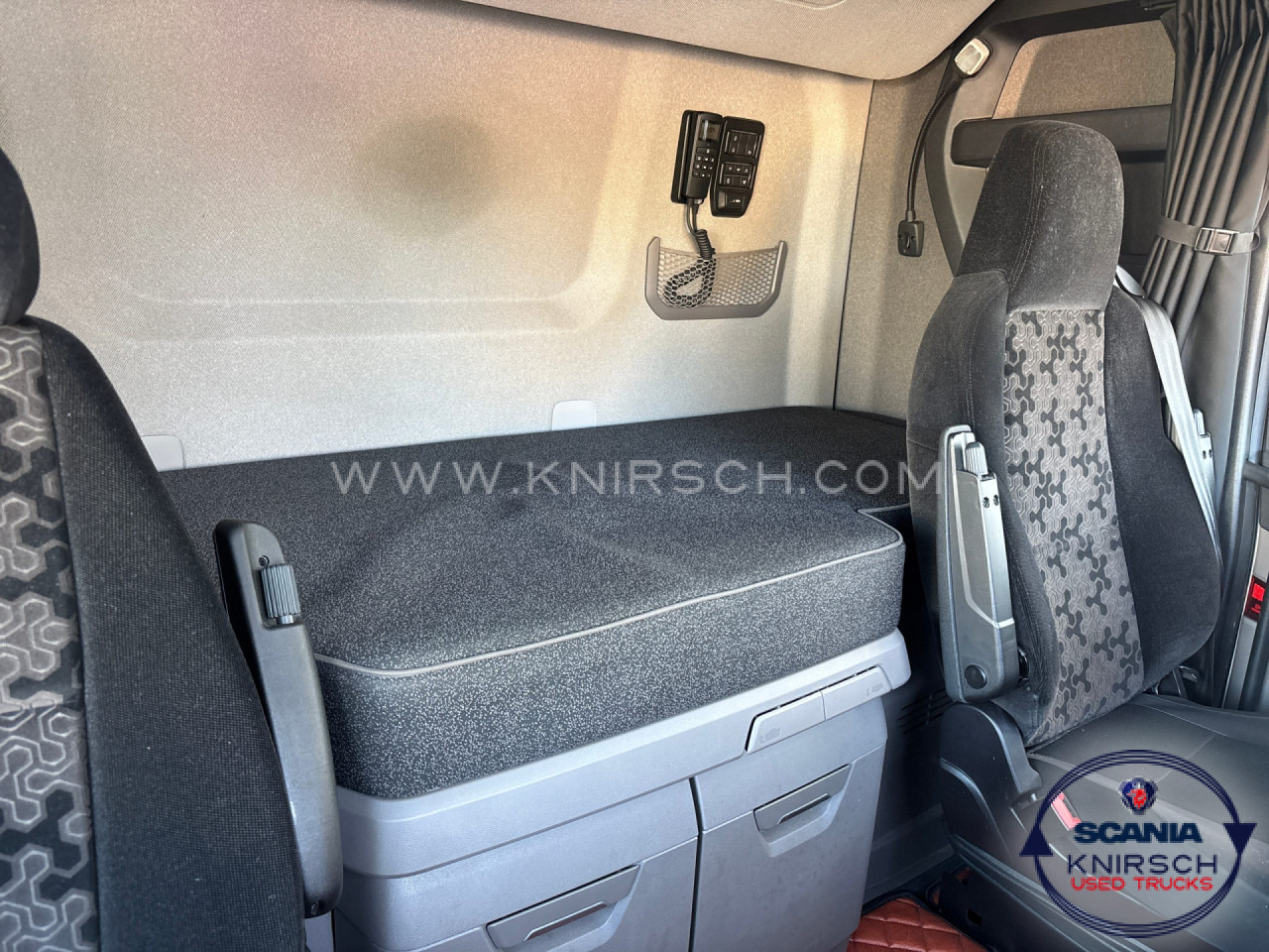 SCANIA S500A4x2EB / Lowliner / Standklima / LED - Tahač: obrázek 3 SCANIA S500A4x2EB / Lowliner / Standklima / LED - Tahač: obrázek 3