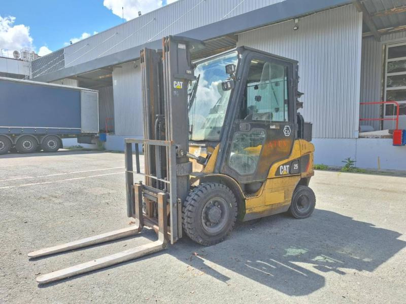Caterpillar DP25NT - Dieselový vysokozdvižný vozík: obrázek 1 Caterpillar DP25NT - Dieselový vysokozdvižný vozík: obrázek 1