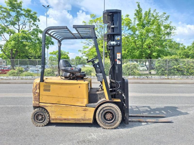 Caterpillar EP25KP - Elektrický vysokozdvižný vozík: obrázek 3 Caterpillar EP25KP - Elektrický vysokozdvižný vozík: obrázek 3