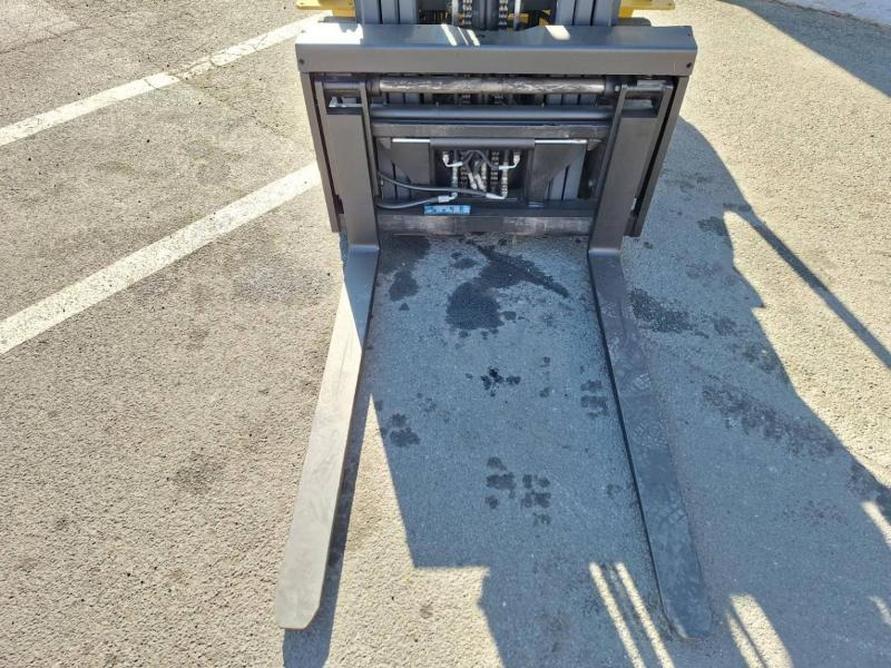 Plynový vysokozdvižný vozík Caterpillar GP25NTD: obrázek 13 Plynový vysokozdvižný vozík Caterpillar GP25NTD: obrázek 13