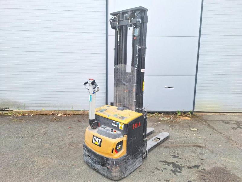 Caterpillar NSP16N2 - Stohovací vozík: obrázek 1 Caterpillar NSP16N2 - Stohovací vozík: obrázek 1