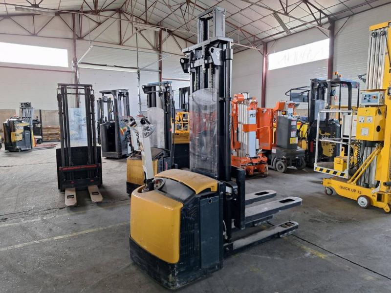 Caterpillar NSP16NI - Stohovací vozík: obrázek 2 Caterpillar NSP16NI - Stohovací vozík: obrázek 2