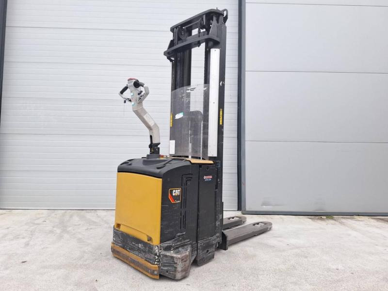 Caterpillar NSV16Ni - Stohovací vozík: obrázek 4 Caterpillar NSV16Ni - Stohovací vozík: obrázek 4