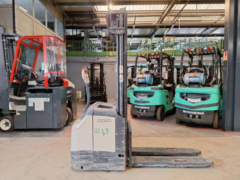 Crown ES4000-1.6 - Stohovací vozík: obrázek 4 Crown ES4000-1.6 - Stohovací vozík: obrázek 4