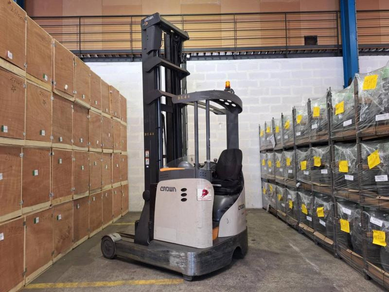 Crown ESR 5260 - Retrak: obrázek 4 Crown ESR 5260 - Retrak: obrázek 4