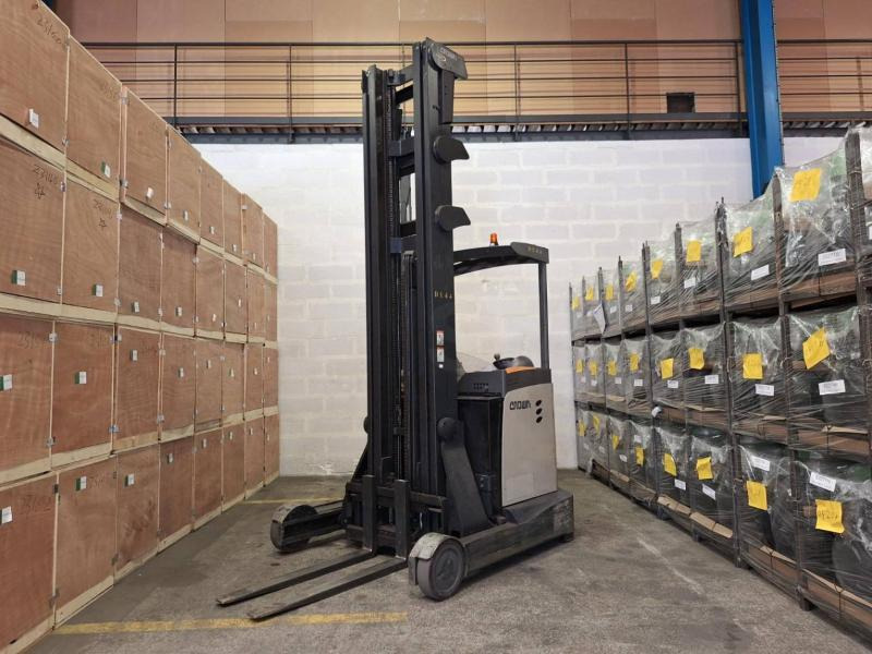 Crown ESR 5260 - Retrak: obrázek 1 Crown ESR 5260 - Retrak: obrázek 1