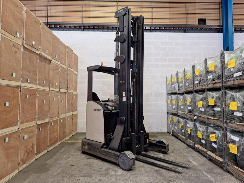 Crown ESR 5260 - Retrak: obrázek 2 Crown ESR 5260 - Retrak: obrázek 2