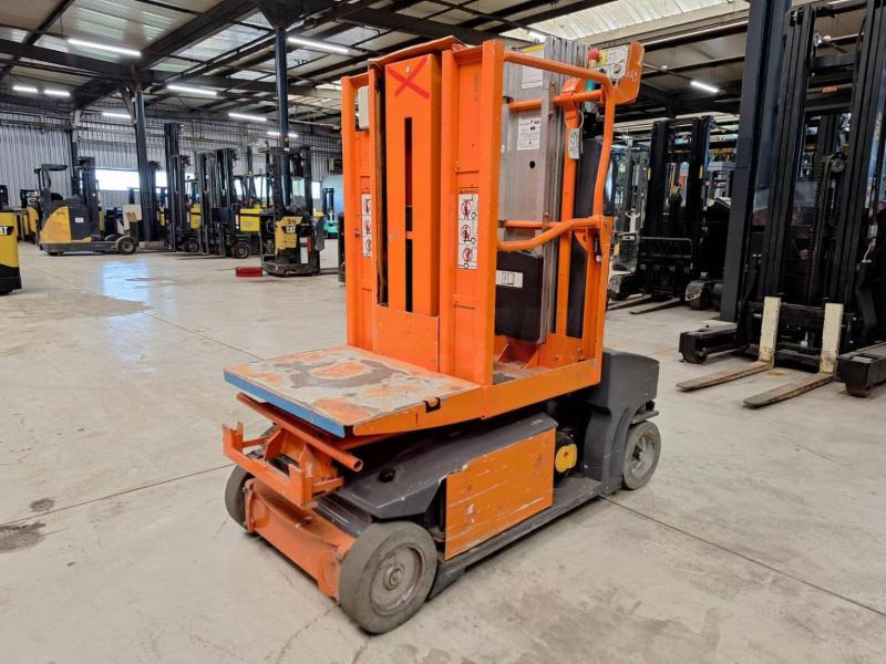 JLG Toucan Duo - Vertikální sloupový výtah: obrázek 4 JLG Toucan Duo - Vertikální sloupový výtah: obrázek 4
