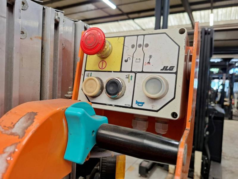 JLG Toucan Duo - Vertikální sloupový výtah: obrázek 5 JLG Toucan Duo - Vertikální sloupový výtah: obrázek 5